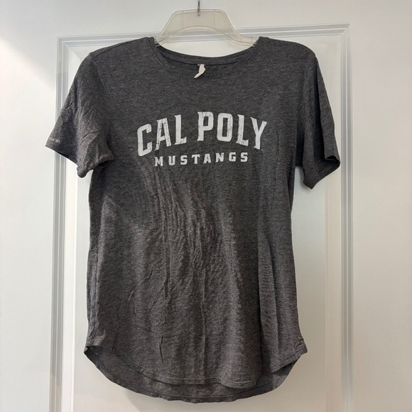 Under Armour Heather Gray Cal Poly Mustangs Fitted T Shirt - Picture 1 of 6
